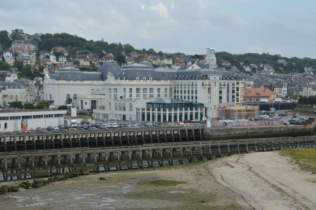 Mini-Duplex Cosy Avec Magnifique Vue Mer Deauville Eksteriør billede